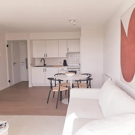 Louis Met Parking Apartmán *